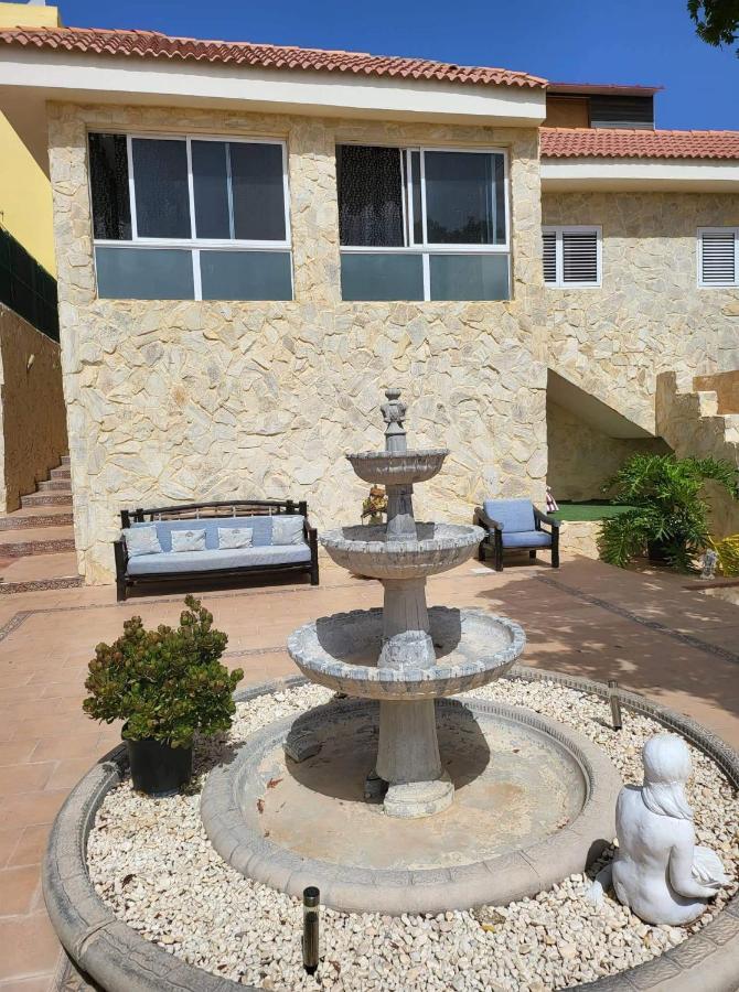 Montana Luna House With Rooms Μασπαλόμας Εξωτερικό φωτογραφία
