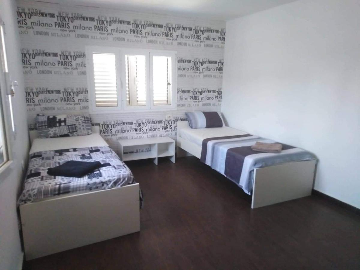 Montana Luna House With Rooms Μασπαλόμας Εξωτερικό φωτογραφία